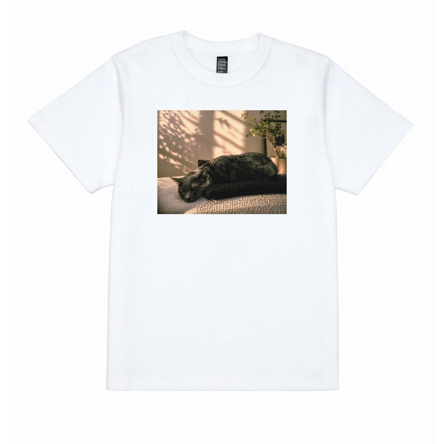 「neko」グラフィック Tシャツ（半袖）
