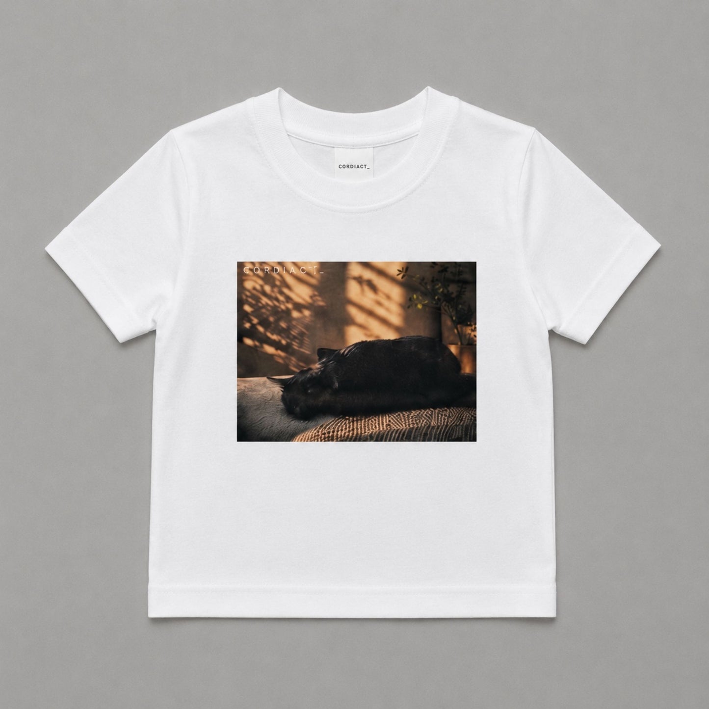 kids 「neko」グラフィックTシャツ